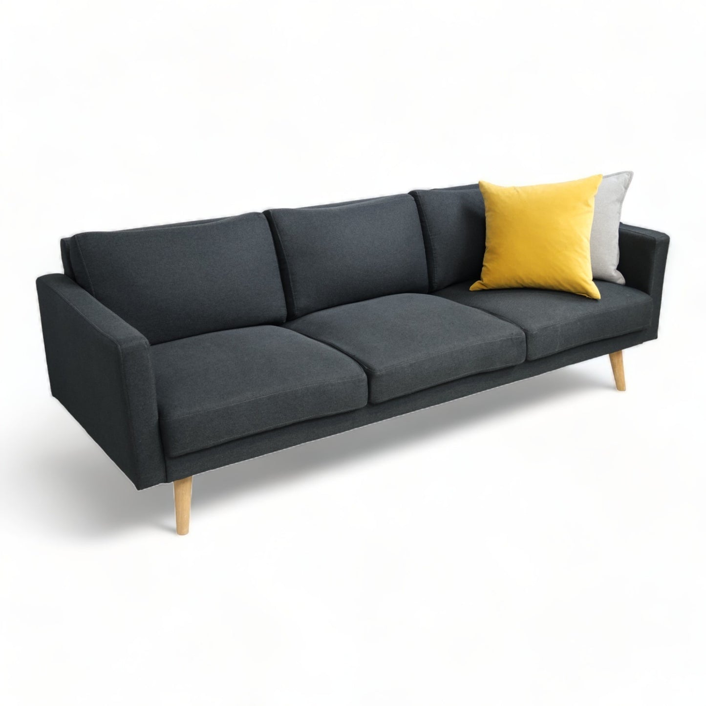 Nyrenset | Mørk grå Stella 3-seter sofa