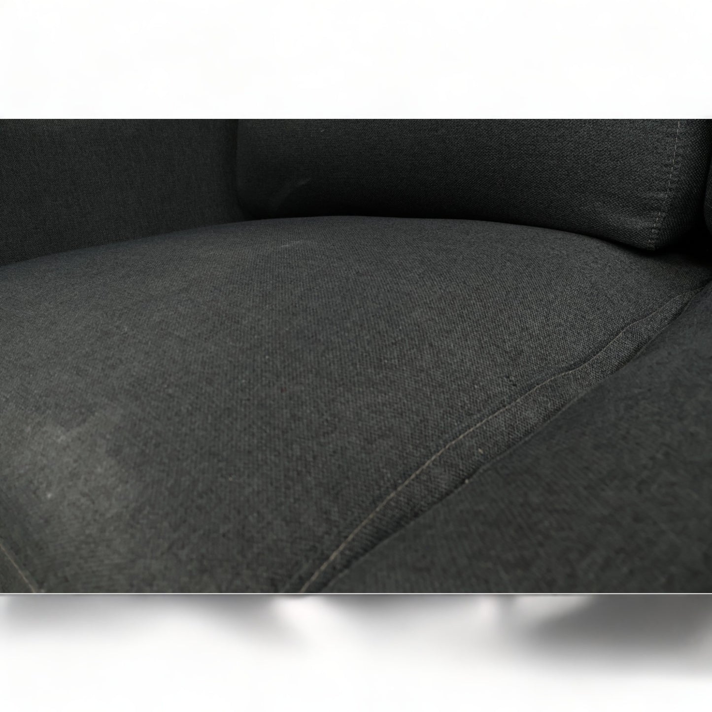 Nyrenset | Mørk grå Stella 2-seter sofa