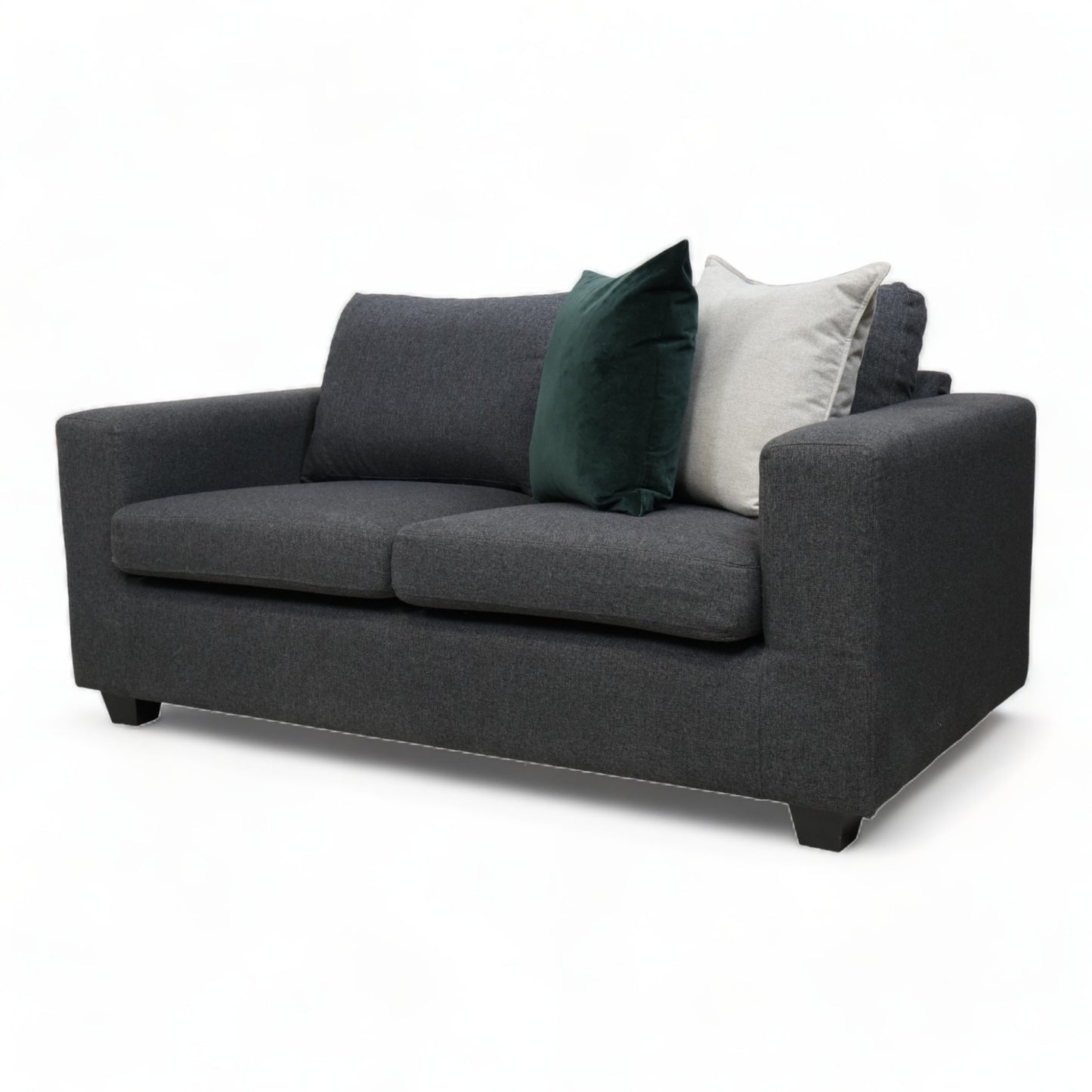 Nyrenset | Mørk grå Hjort Knudsen 2-seter sofa