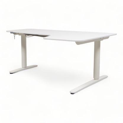 Bekant elektrisk hev/senk skrivebord fra IKEA, hvit, 160x120 cm