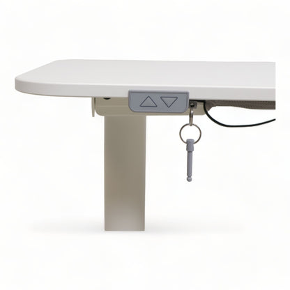 Bekant elektrisk hev/senk skrivebord fra IKEA, hvit, 160x120 cm