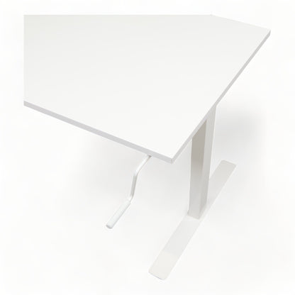 Skrivebord 120x70 cm med sveiv, hvit laminat, IKEA Skarestad