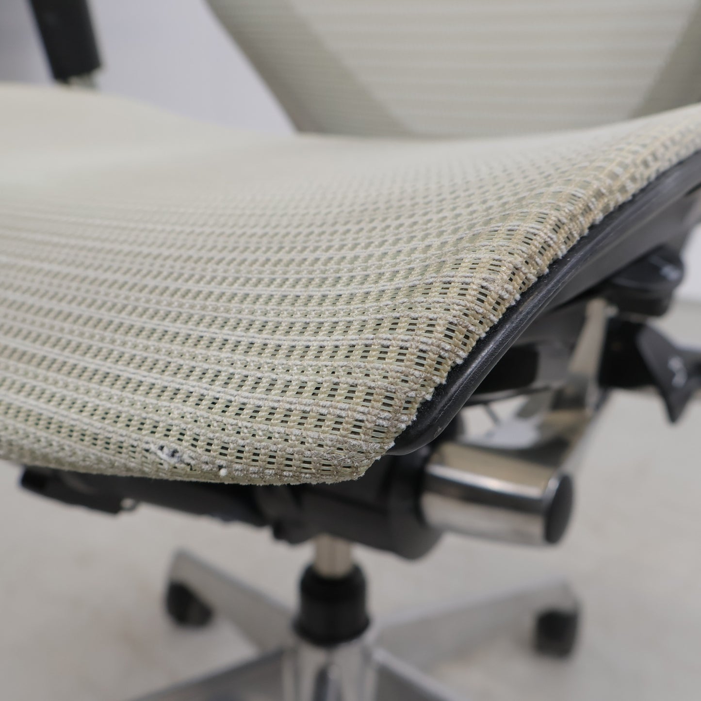 Kvalitetssikret | Okamura CP Baron kontorstol i fargen hvit
