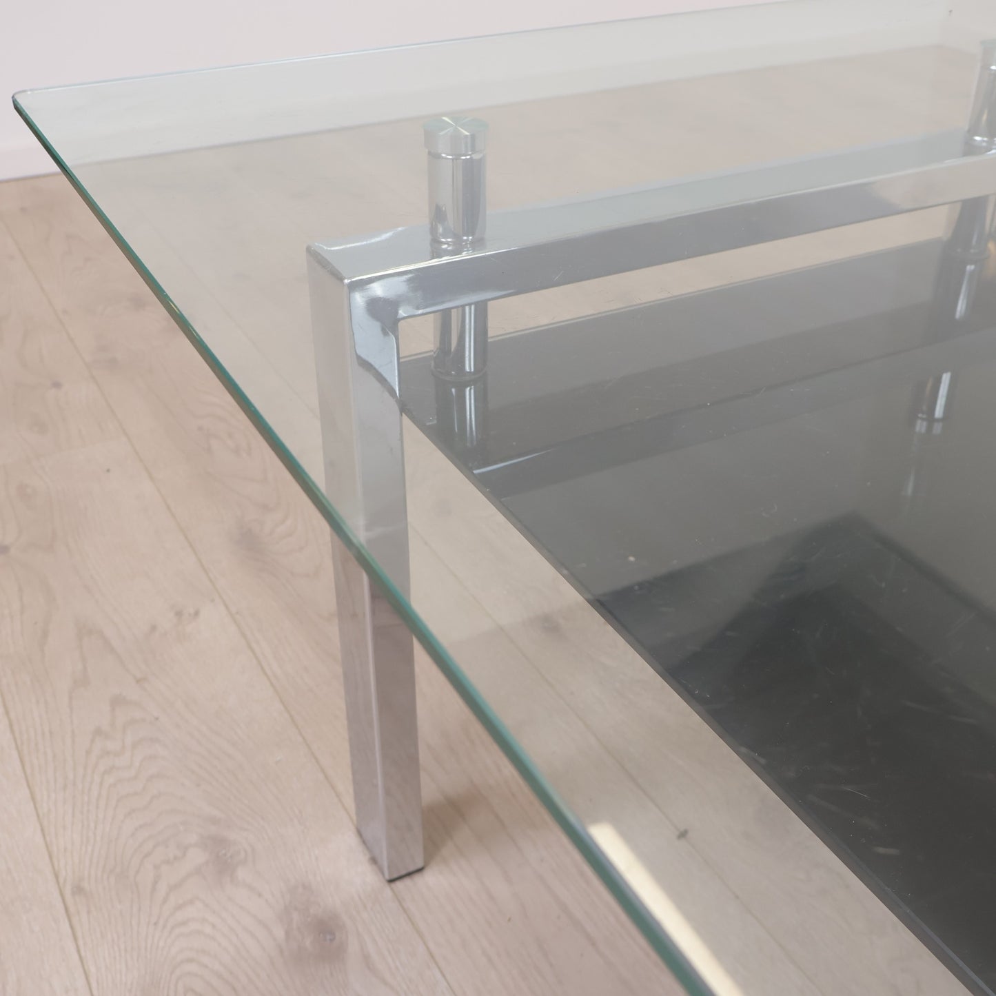 Kvalitetssikret | Glassbord i 2 etasjer