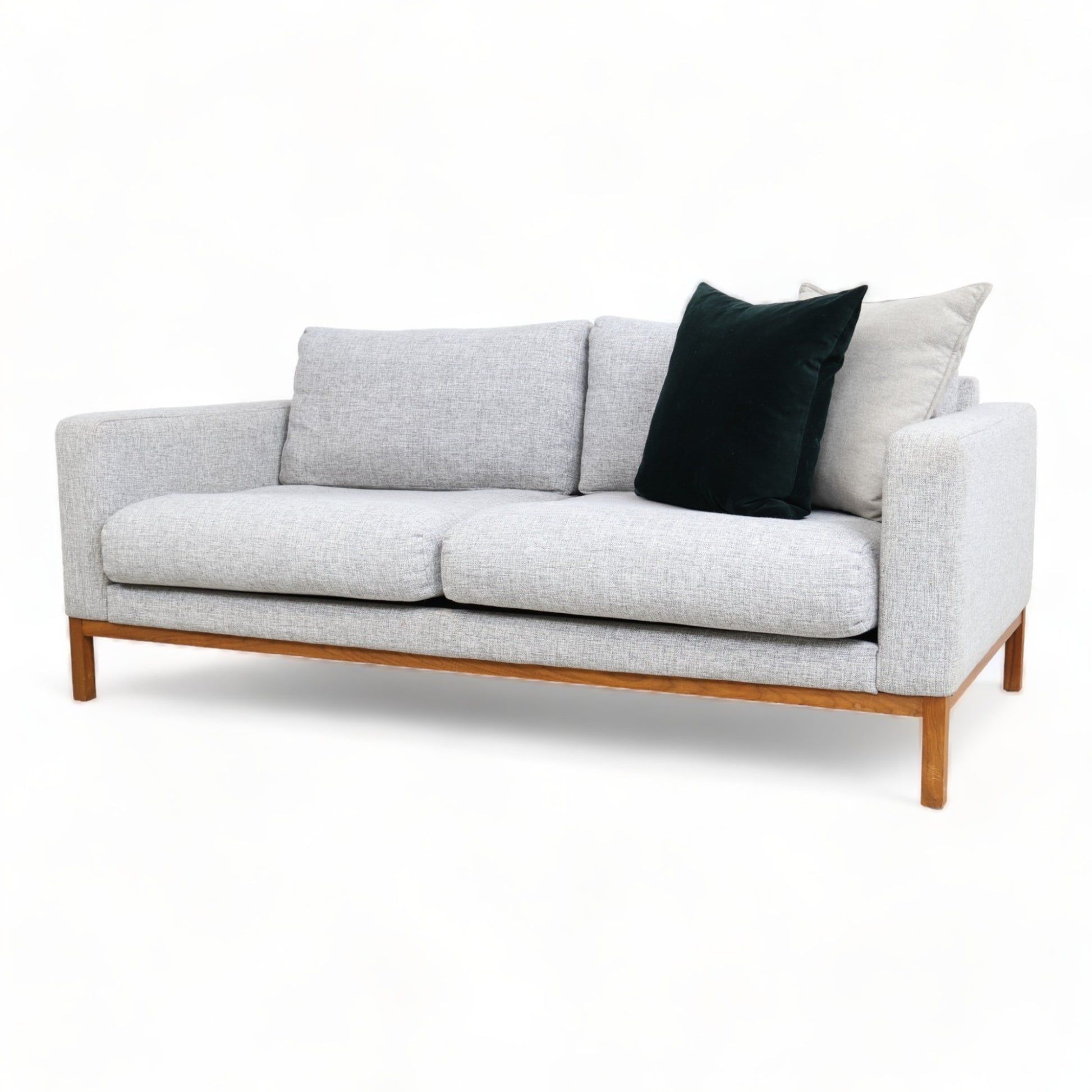 Nyrenset | Lys grå Bolia North 2-seter sofa - Secundo