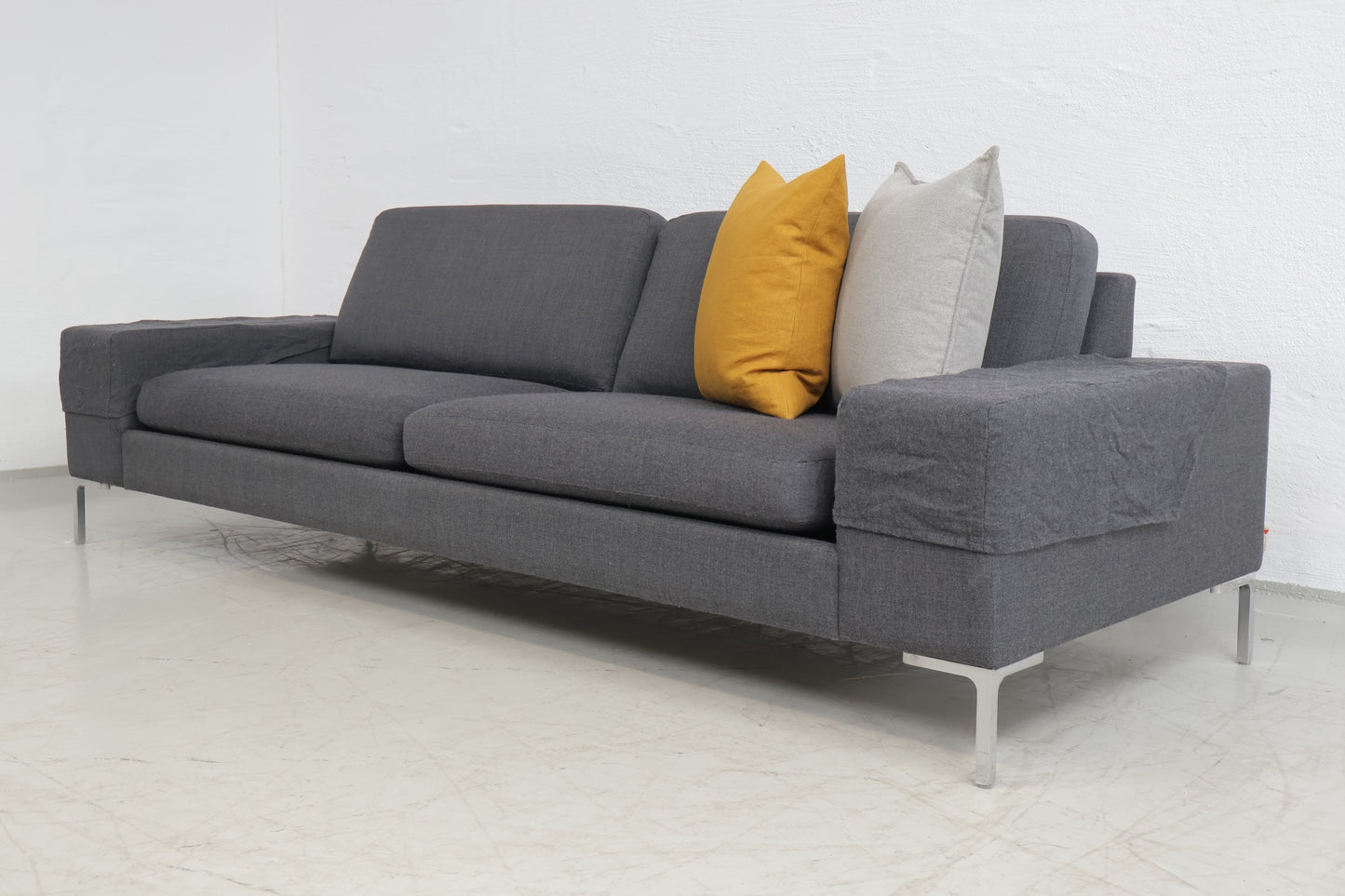 Nyrenset | LK Hjelle 3-seter sofa i ull