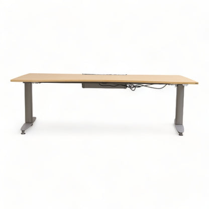 Kvalitetssikret | Kinnarps elektrisk hev/senk skrivebord, 200x90