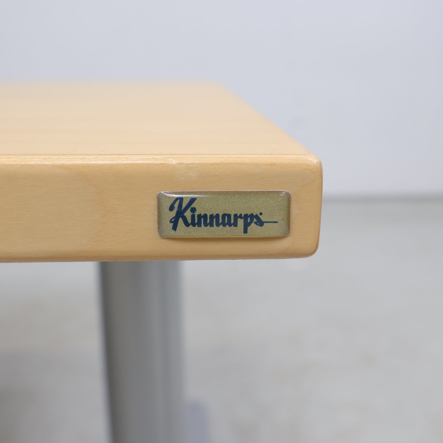 Kvalitetssikret | Kinnarps elektrisk hev/senk skrivebord, 200x90