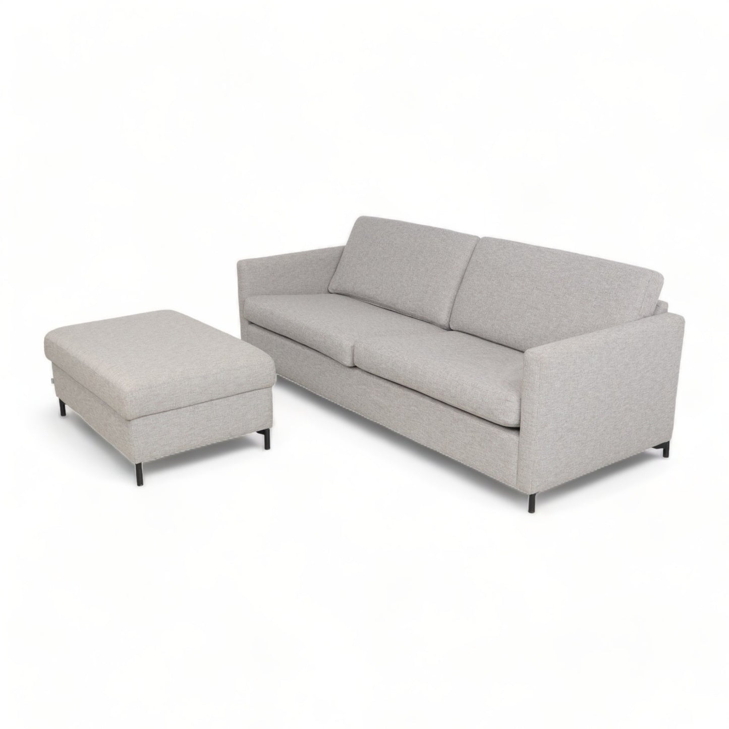 Nyrenset | SITS 3-seter sofa med puff