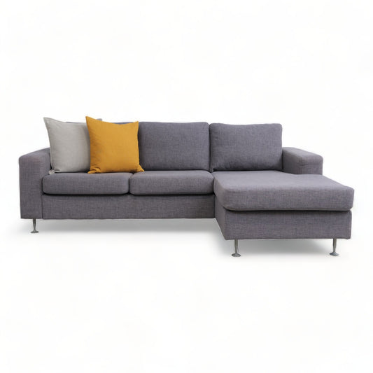 Nyrenset | Lilla Bolia Milano sofa med sjeselong