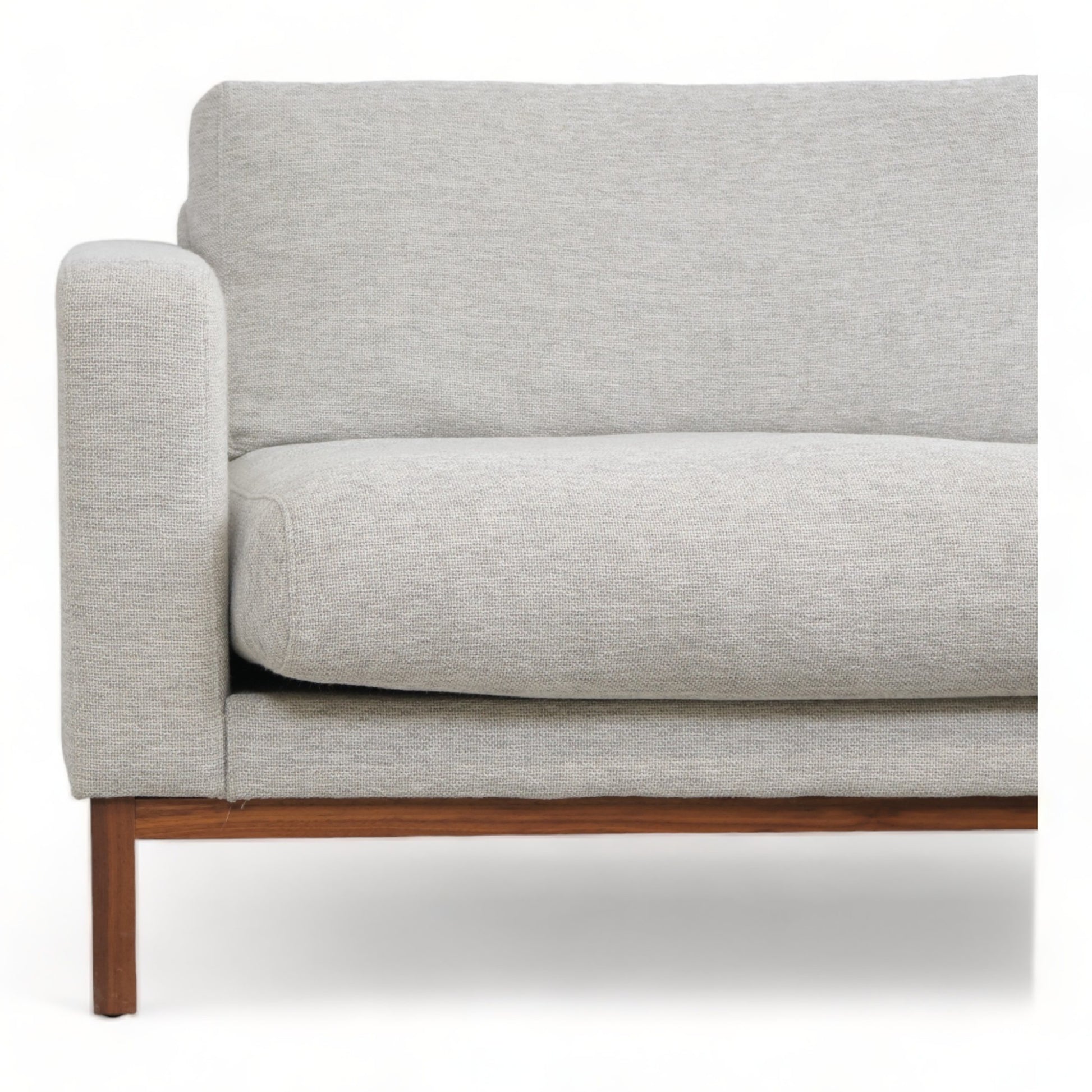 Nyrenset | Lys grå Bolia North 3-seter sofa med puff - Secundo