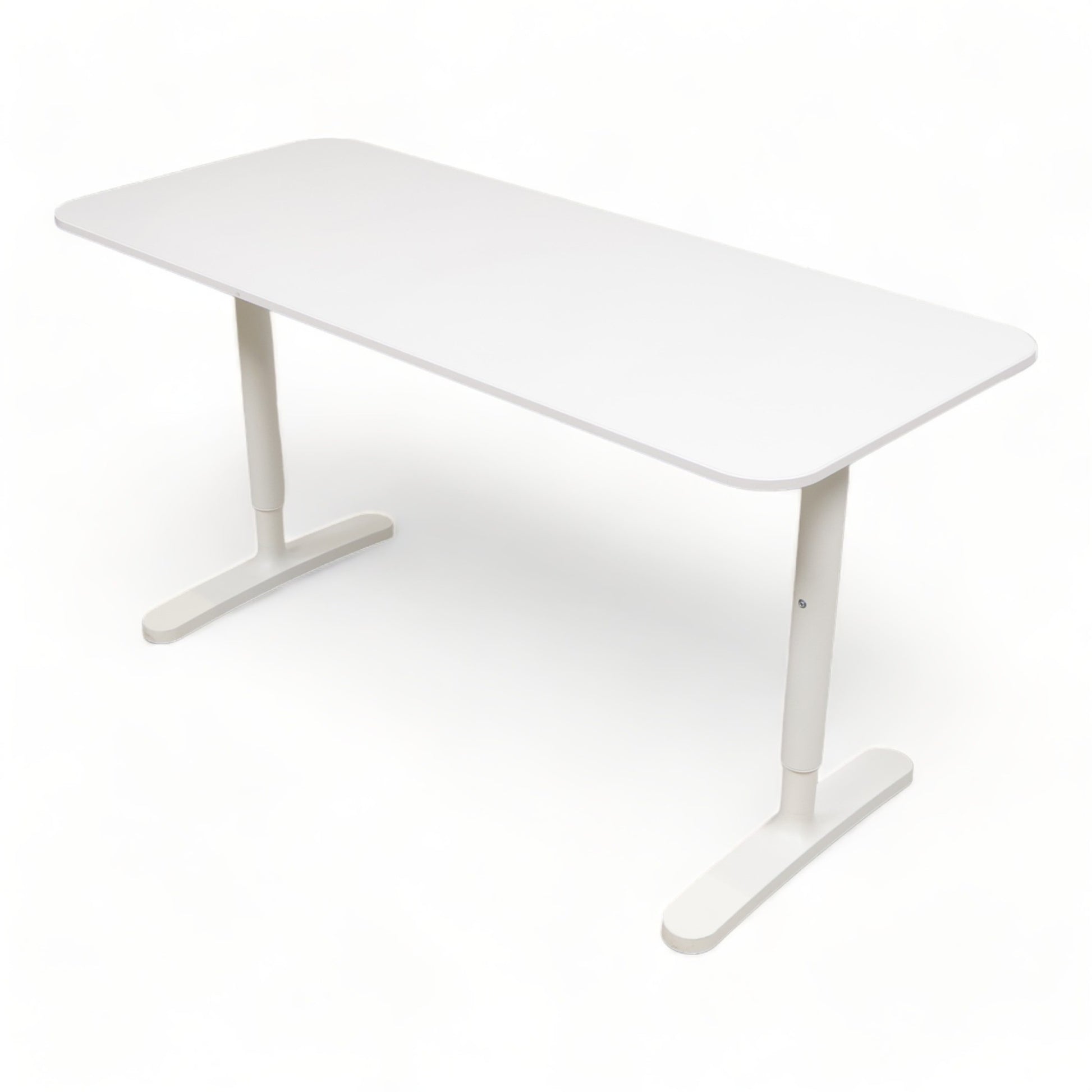 Kvalitetssikret | IKEA Bekant manuell hev/senk skrivebord, 120×60 cm - Secundo
