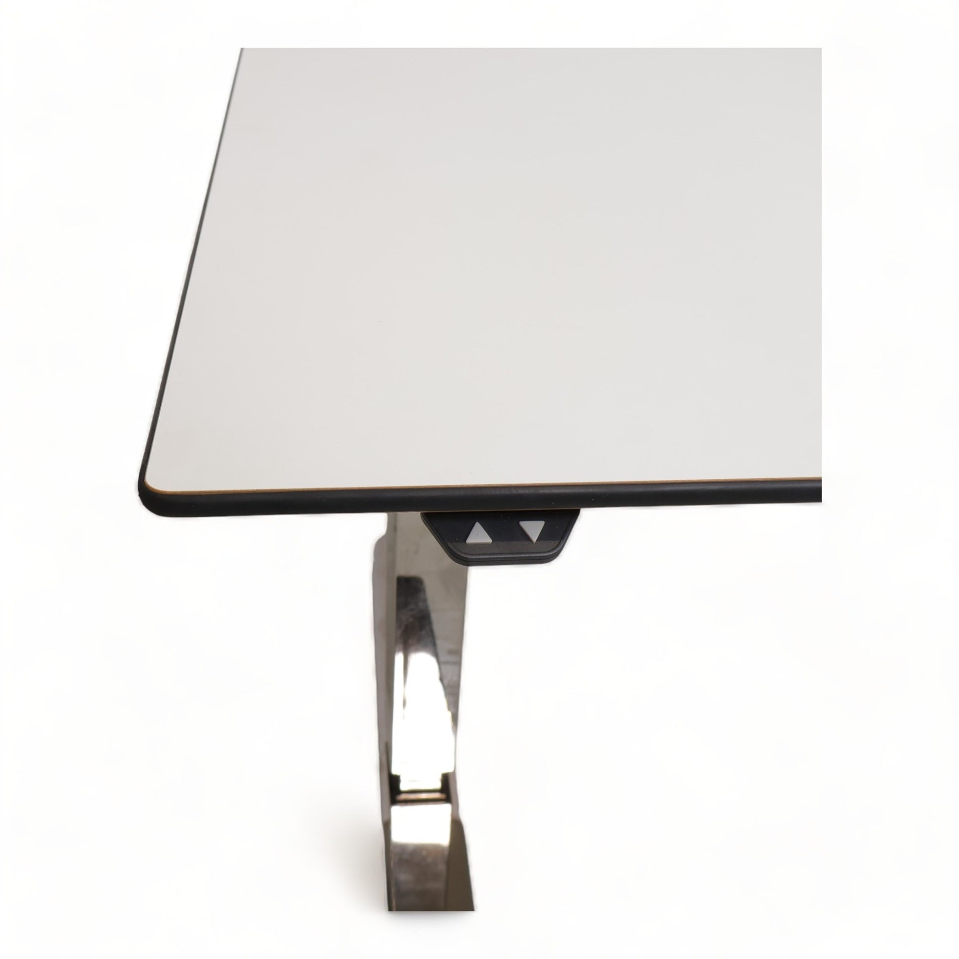 Kvalitetssikret | Elektrisk hev/senk skrivebord. 240×120 cm - Secundo