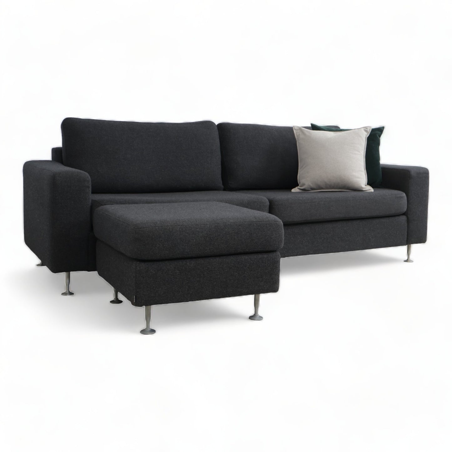 Nyrenset | Sort 3-seter Bolia Milano sofa i ull med puff - Secundo