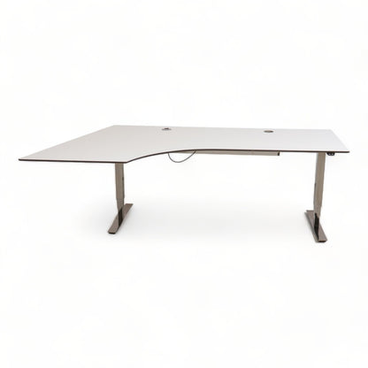 Kvalitetssikret | Elektrisk hev/senk skrivebord. 240×120 cm - Secundo