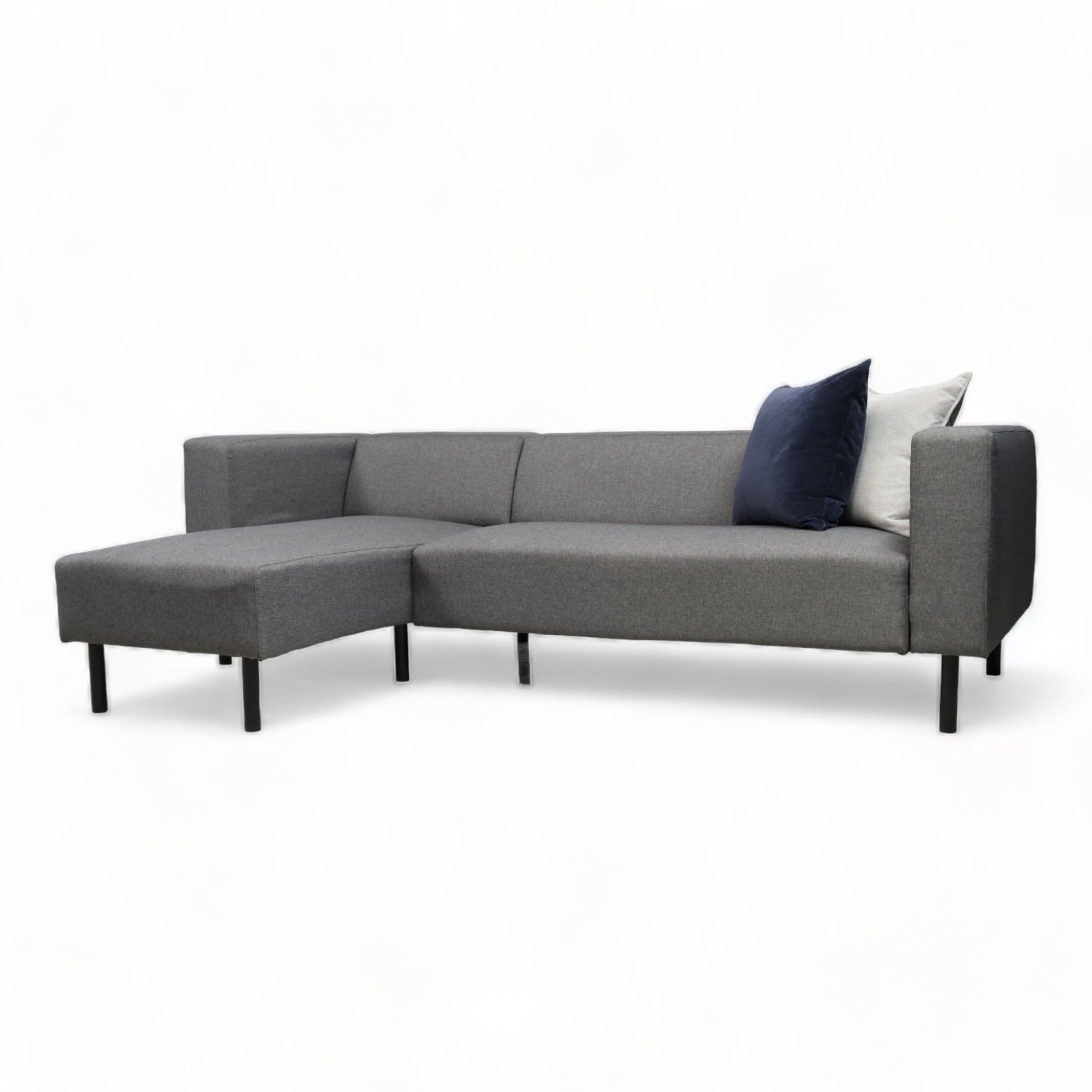 Nyrenset | Mørk grå Jysk Karise 3-seter sofa med sjeselong - Secundo