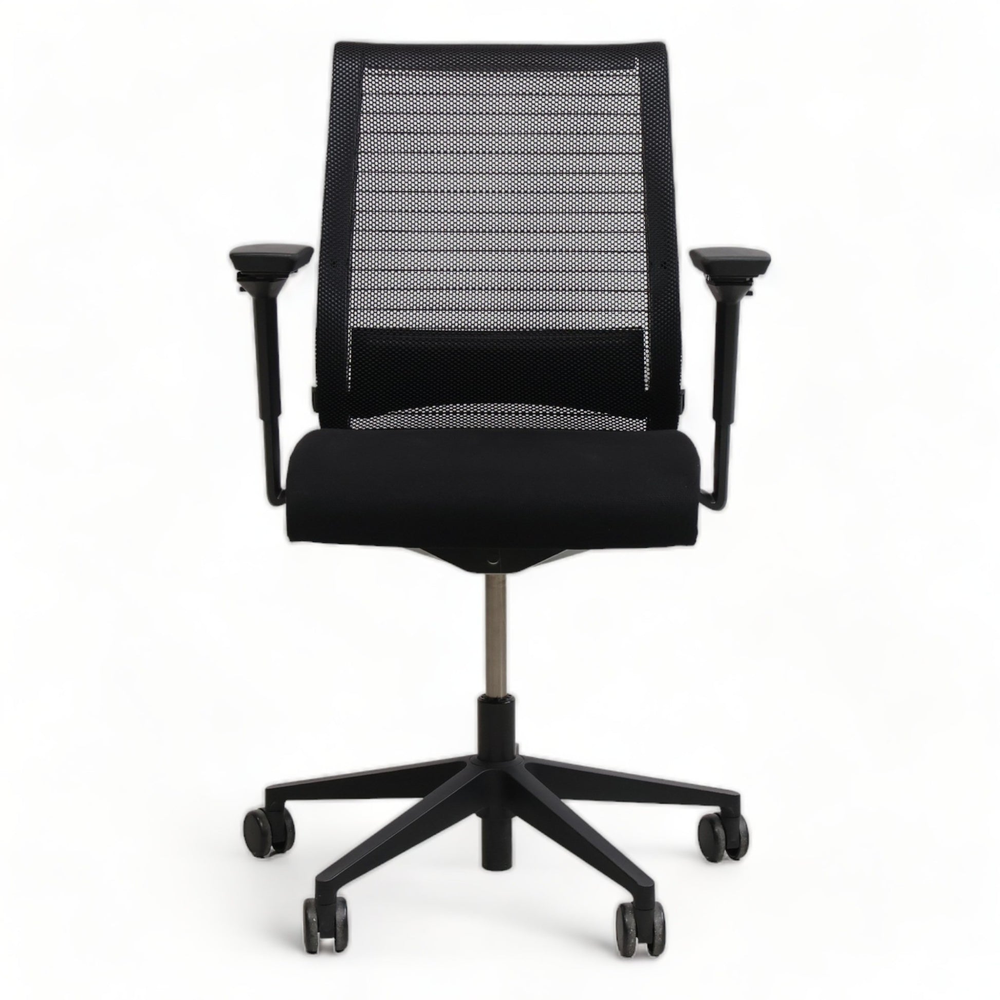 Steelcase Think ergonomisk kontorstol sorte ben - Secundo