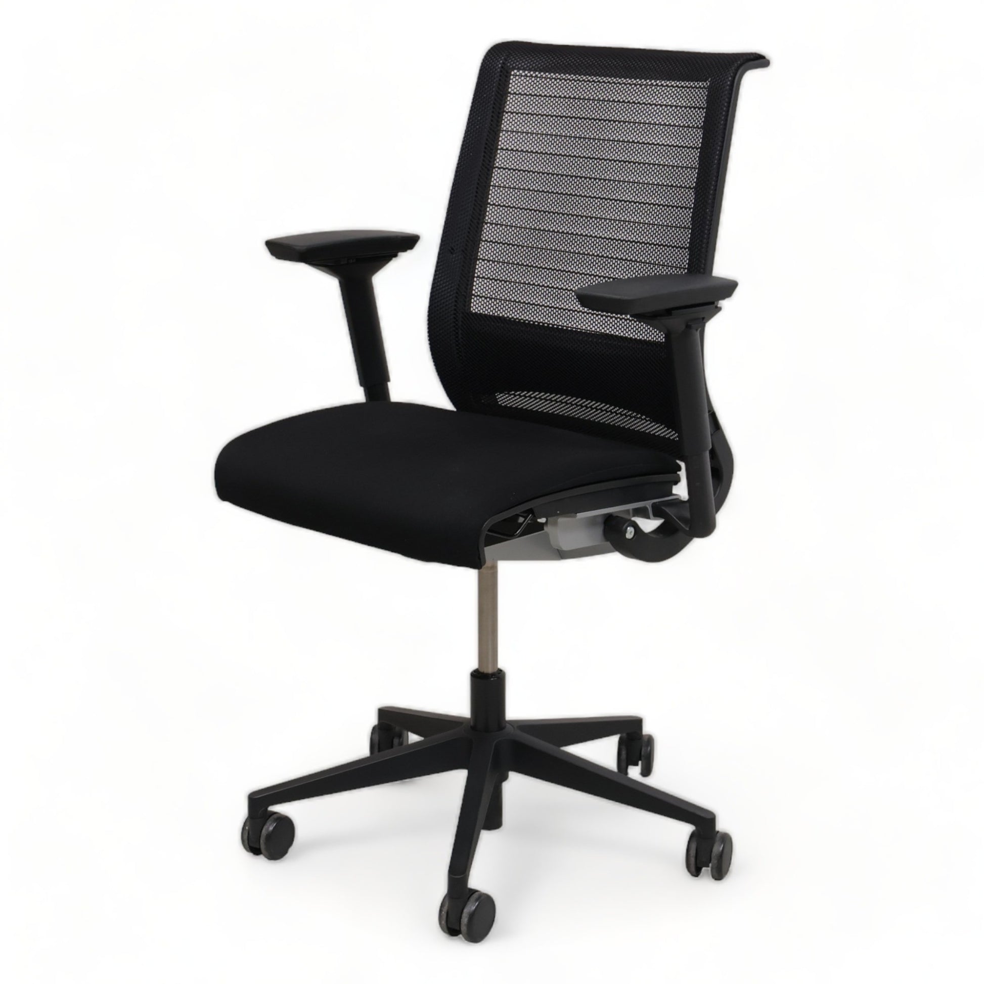 Steelcase Think ergonomisk kontorstol sorte ben - Secundo