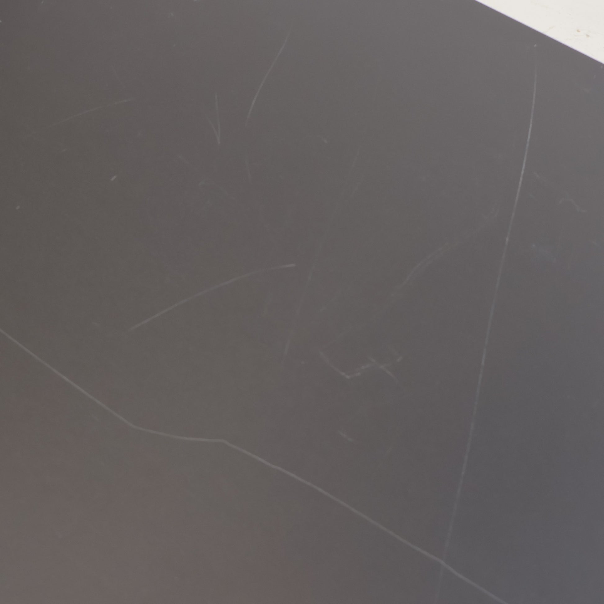 Kvalitetssikret | 120×60, enkelt skrivebord i fargen sort - Secundo