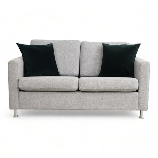 Nyrenset | Grå Sits 2-seter sofa