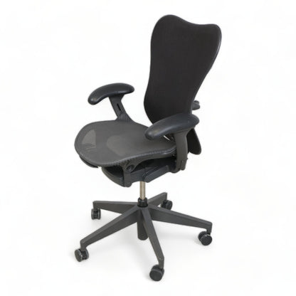 Nyrenset | Herman Miller Mirra 2 Kontorstol