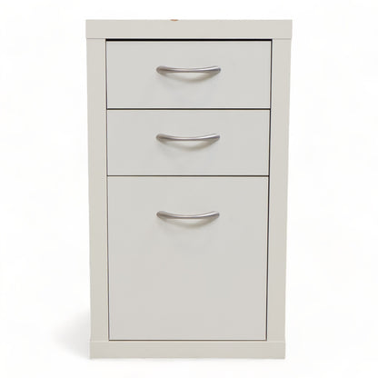 Kvalitetssikret | Hvit skuffeseksjon med tre stk skuffer i front