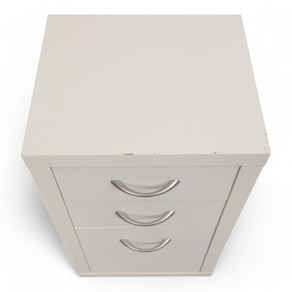 Kvalitetssikret | Hvit skuffeseksjon med tre stk skuffer i front