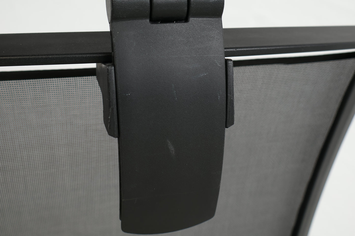 Nyrenset | Narbutas kontorstol med mesh-rygg