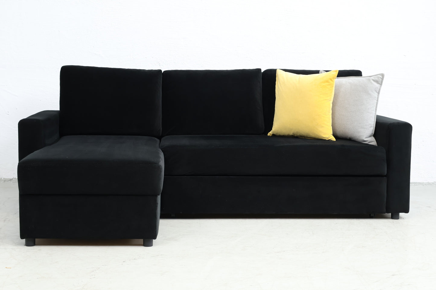 Nyrenset | Vendbar velur sovesofa fra A-Møbler