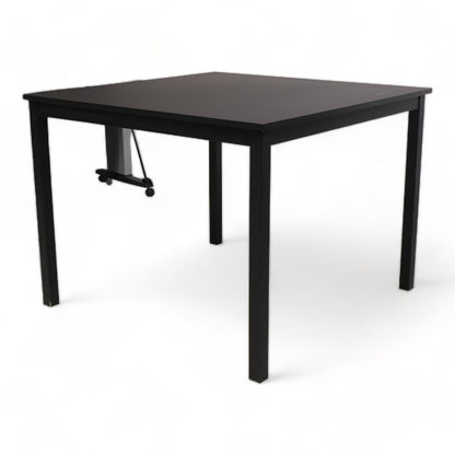 120x120x90cm, kvadratisk ståbord