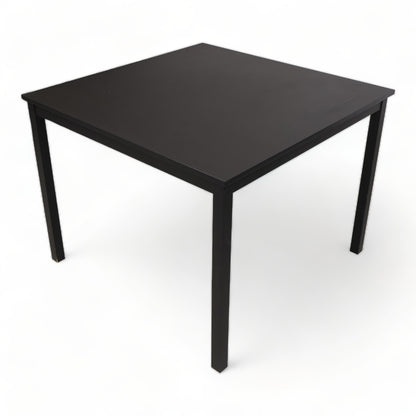 120x120x90cm, kvadratisk ståbord