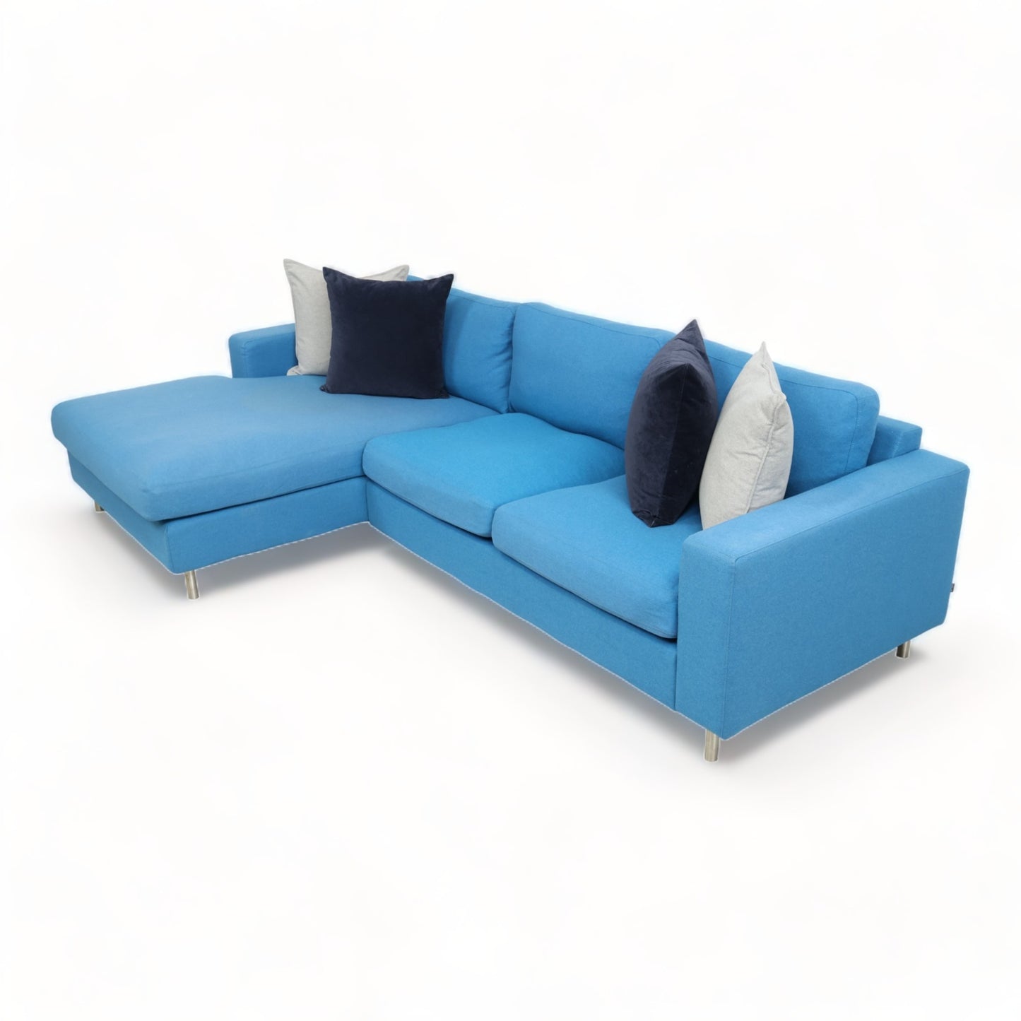 Nyrenset | Blå Bolia Scandinavia sofa med sjeselong i ull