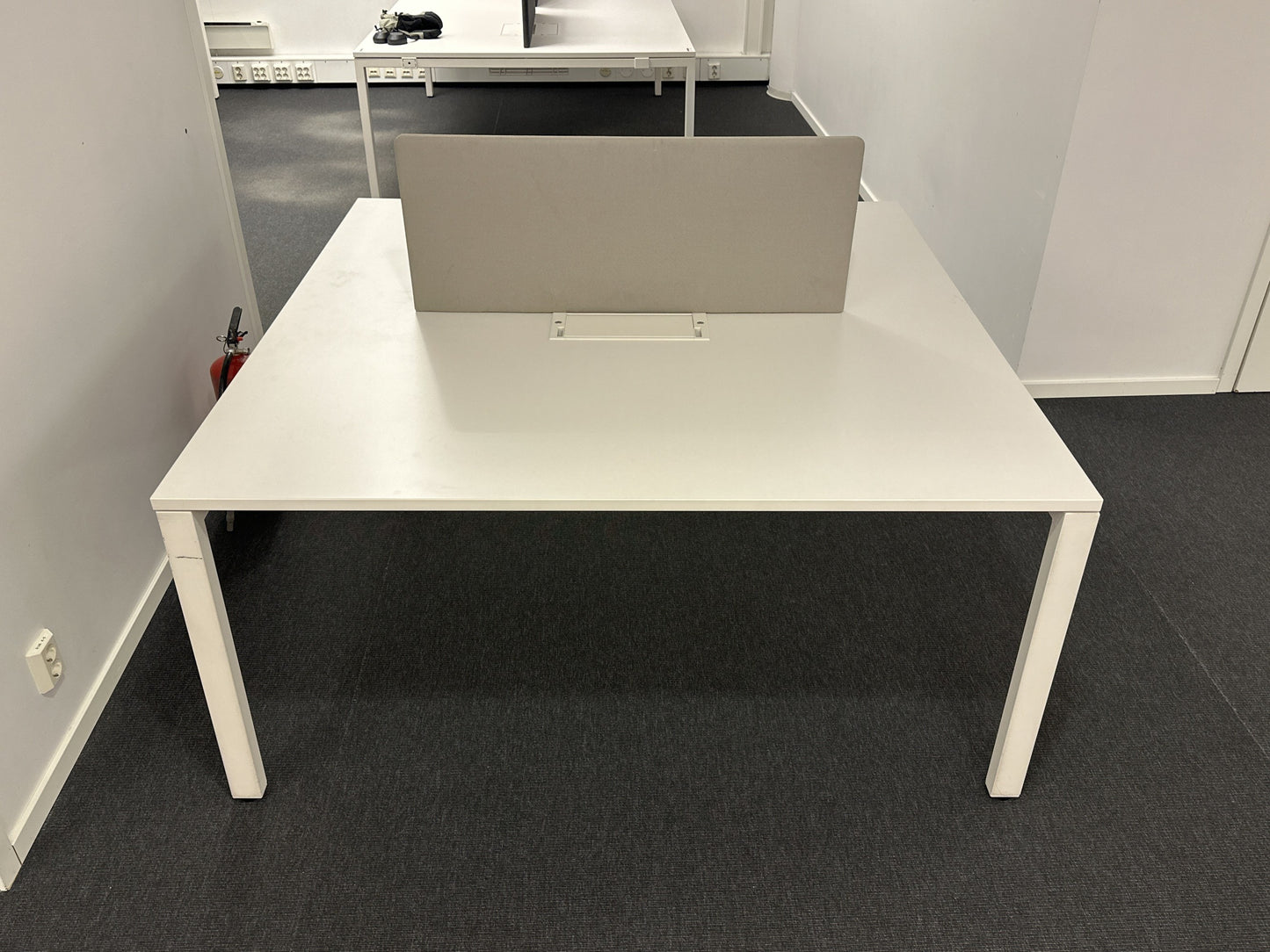 Kvalitetssikret | 160x160 cm, Vitra WorkIt kvadratisk møtebord