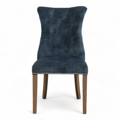 Nyrenset | Moderne stoler i velur fra A-Møbler