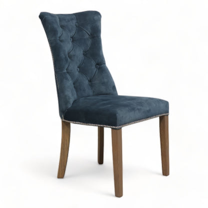 Nyrenset | Moderne stoler i velur fra A-Møbler