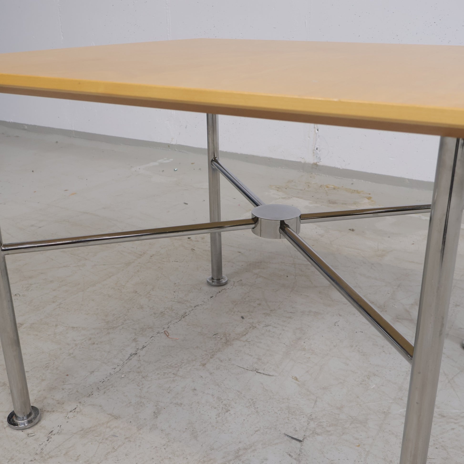 Kvalitetssikret | 70x70 cm sidebord