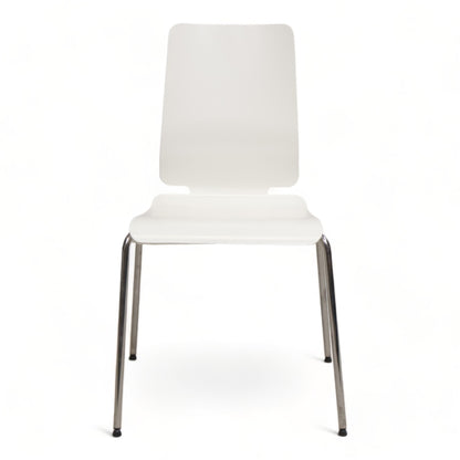 Kvalitetssikret | Hvite, enkle stoler