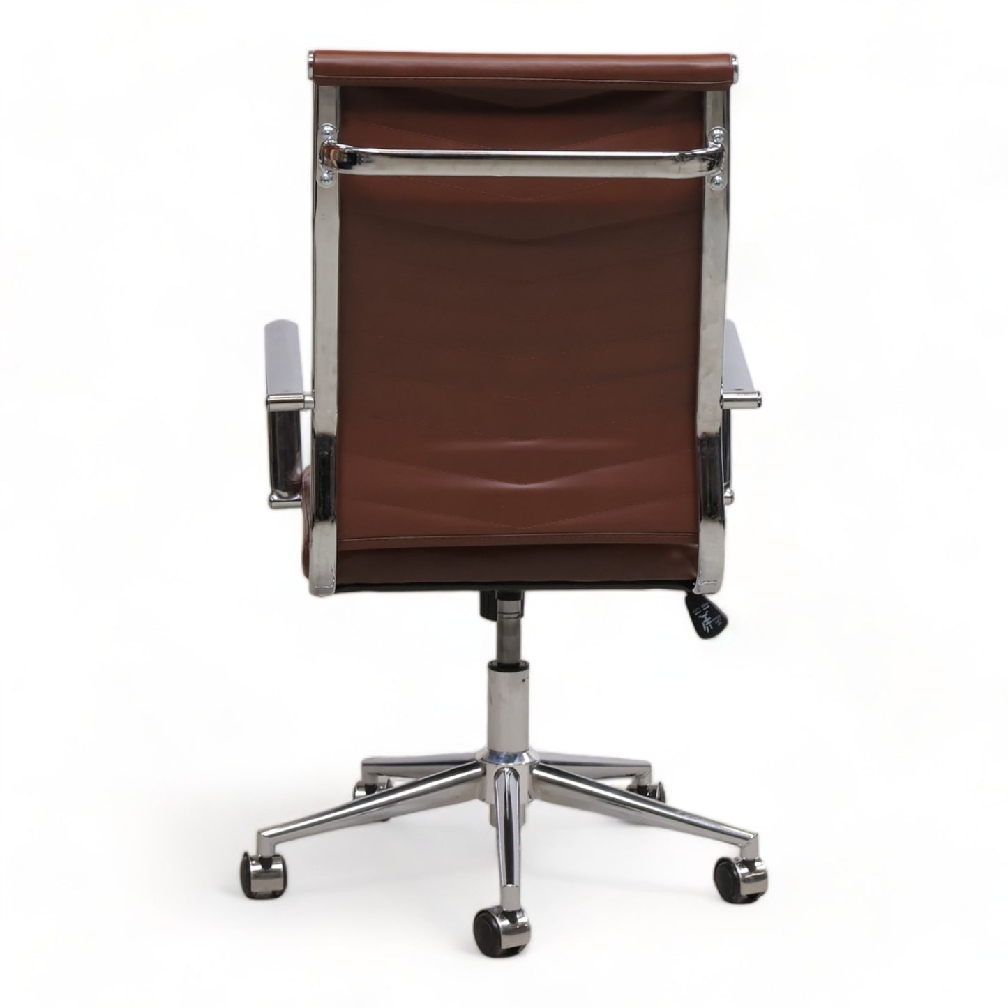 Nyrenset | Moderne kontorstol i brunt imitert skinn