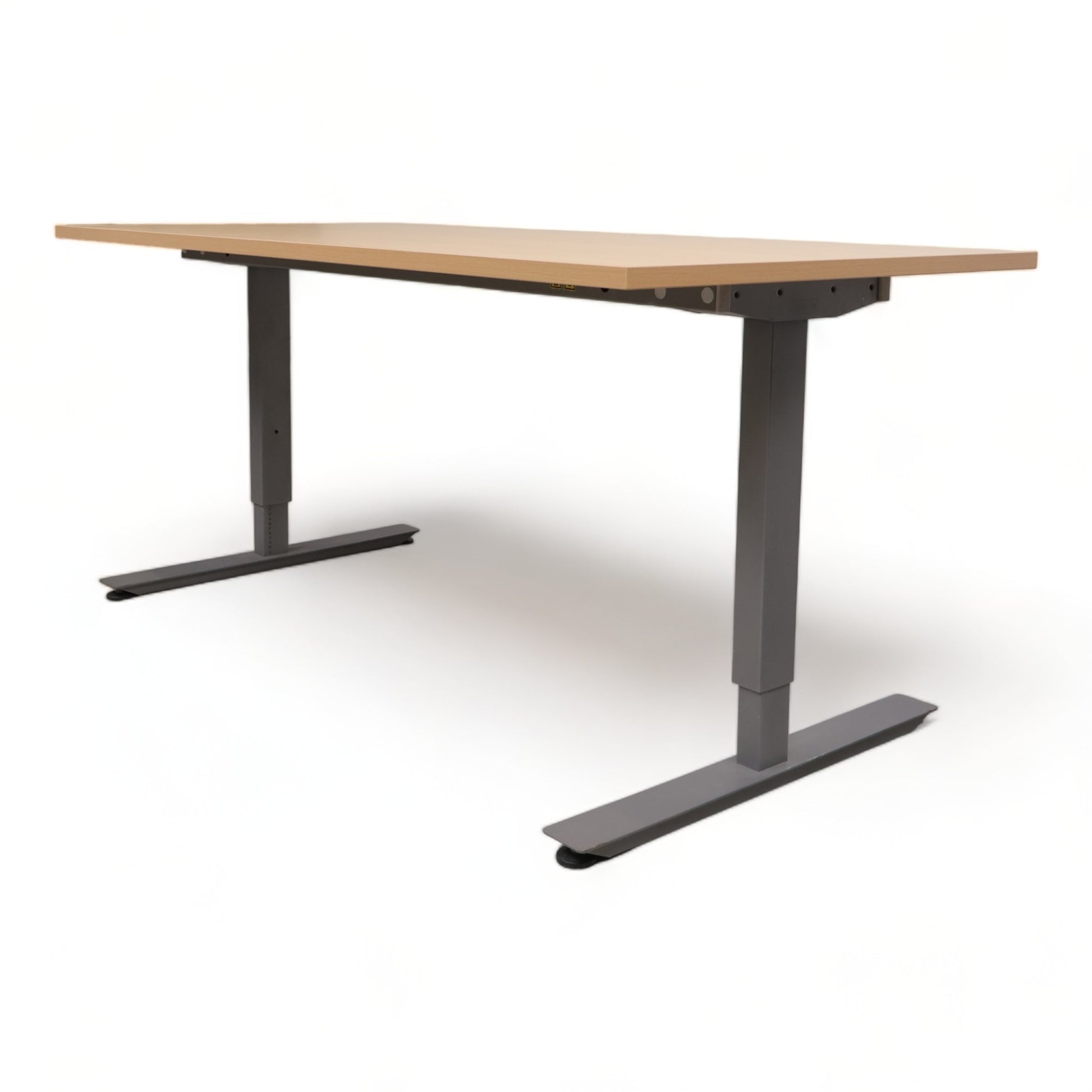 Kvalitetssikret | 160x80 cm, EFG manuelt hev/senk skrivebord