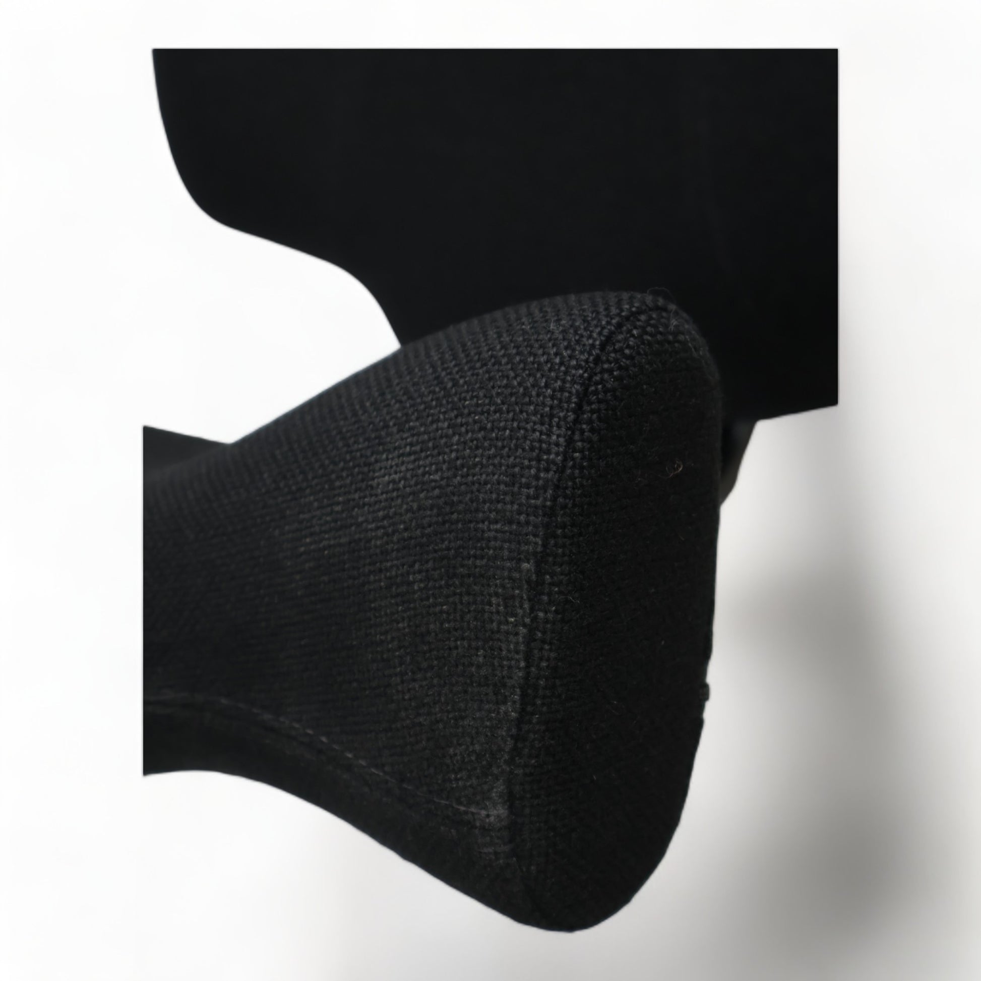 Nyrenset | Håg Capisco kontorstol med sadelsete og høy liftomat