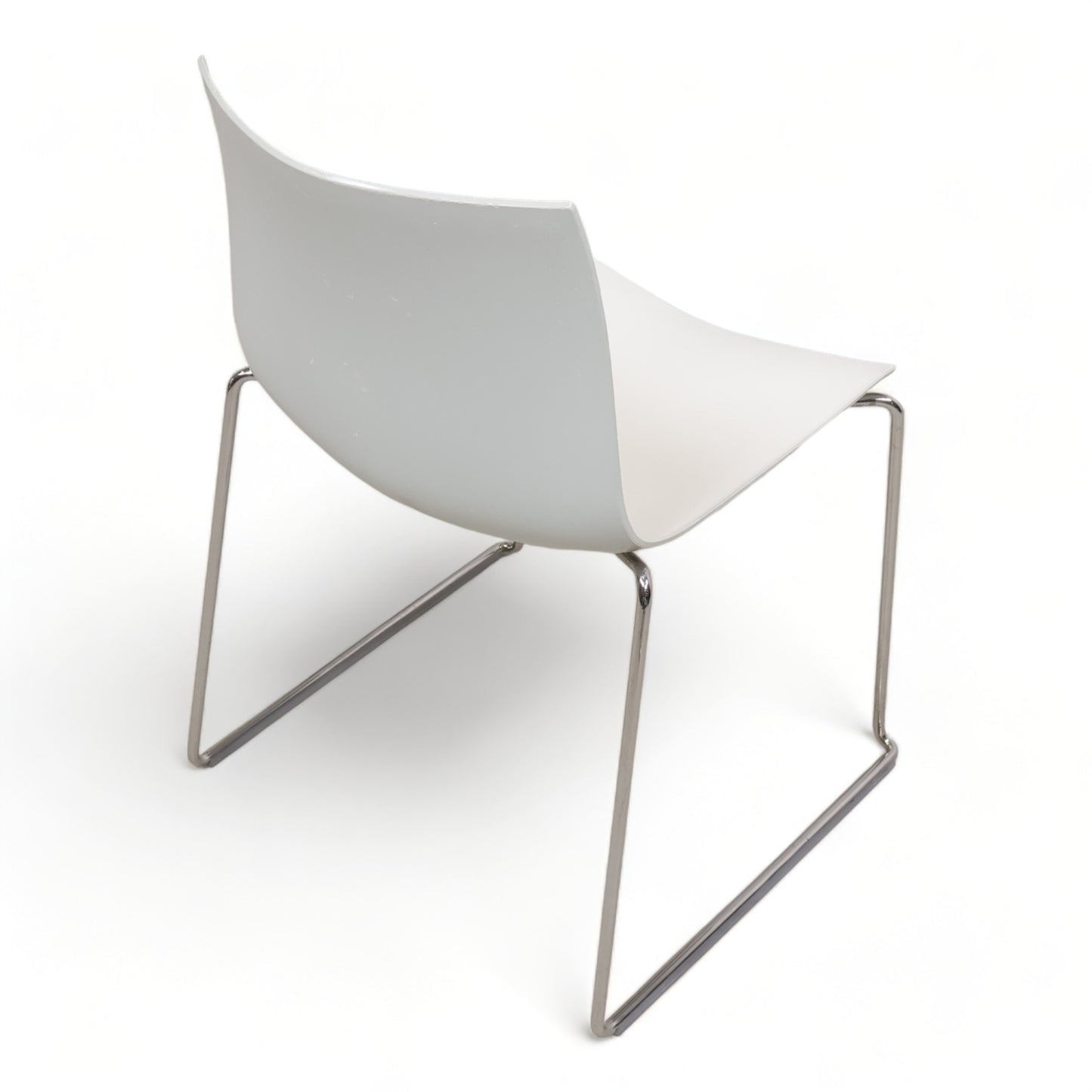 Hvit Arper Catifa 46 Stol