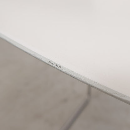 Hvit Arper Catifa 46 Stol