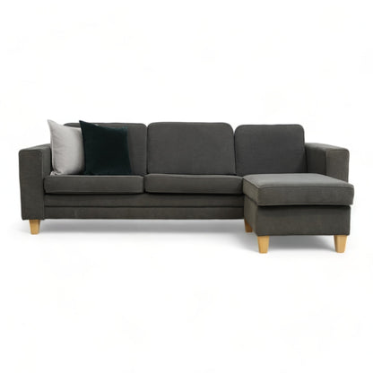 Nyrenset | Grågrønn Skalma sofa med sjeselong