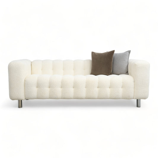 Nyrenset | Kremhvit Betty 3-seter sofa fra A-Møbler