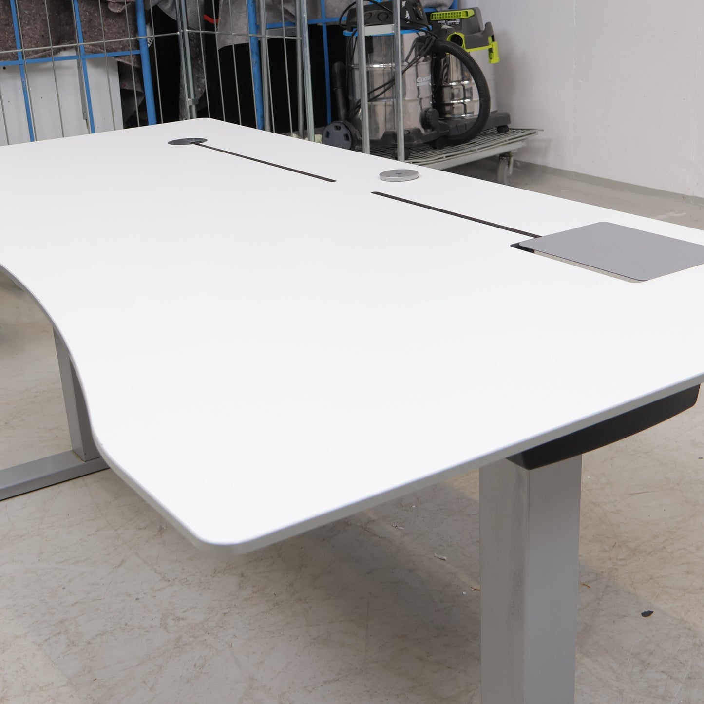 Kvalitetssikret | DUBA B8 elektrisk hev/senk skrivebord, 160x80cm