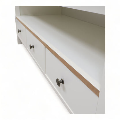 Kun brukt til utstilling | Hvit Nordby TV-benk med skuffer