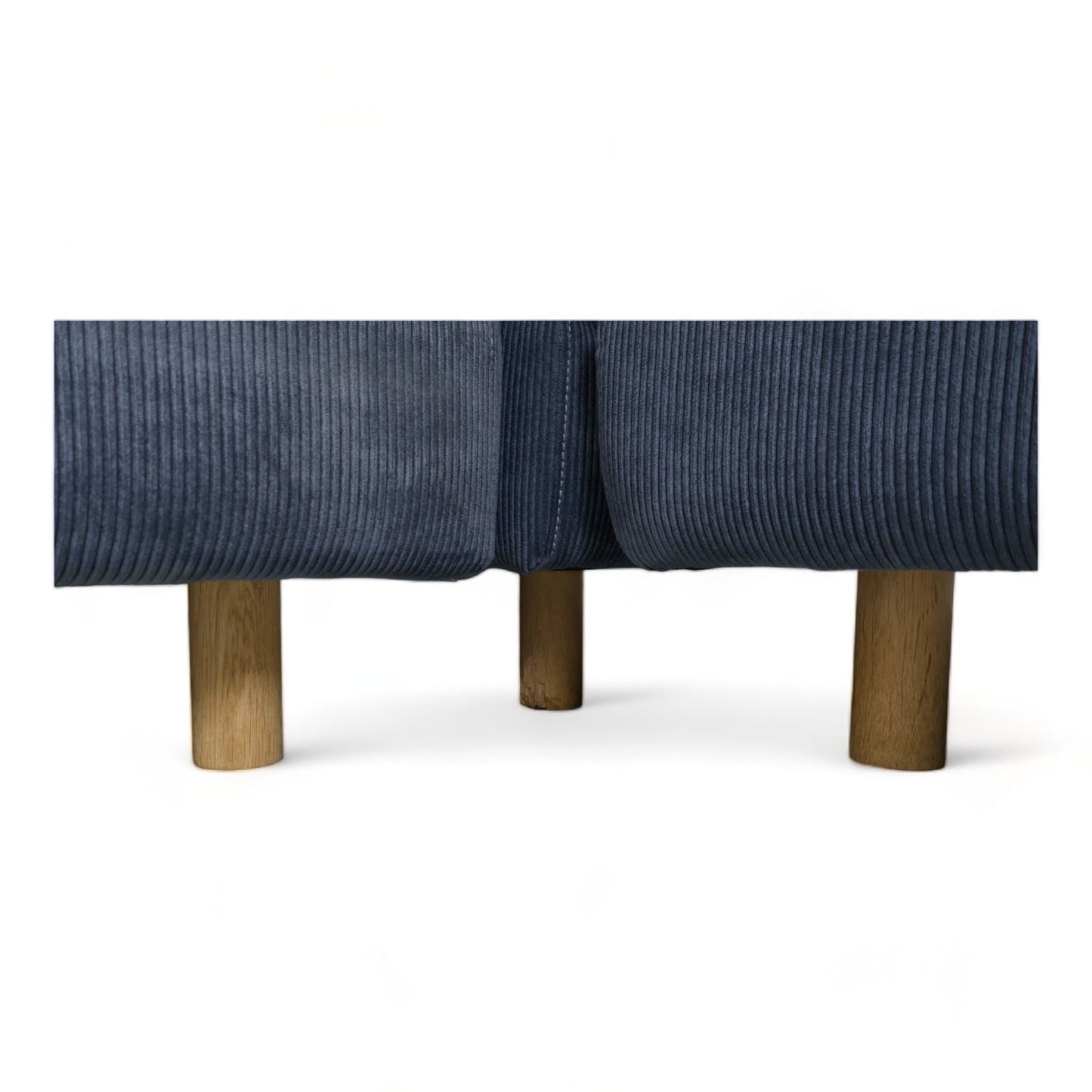 Nyrenset | Blå Douglas 4-seter sofa med puff fra SofaCompany