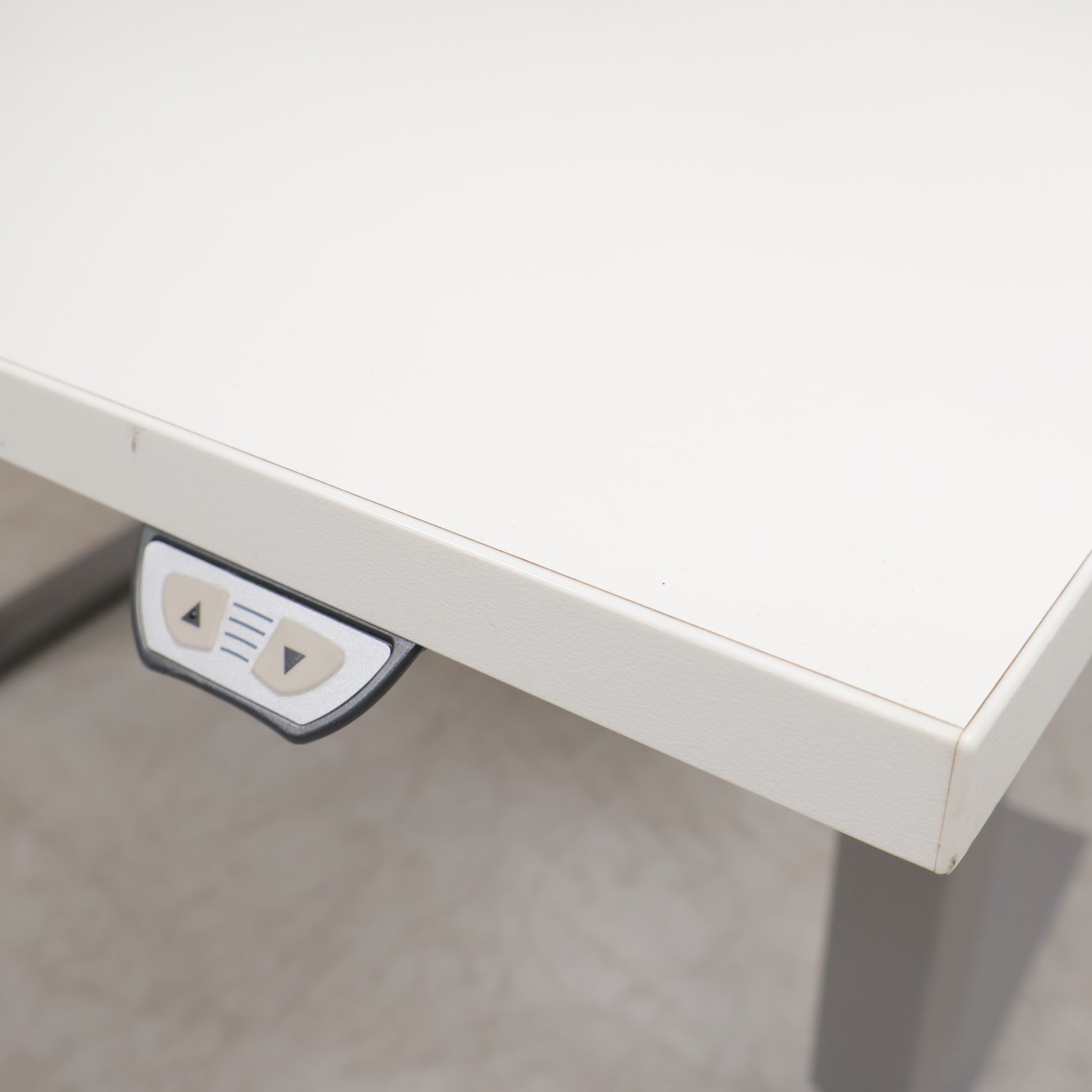 Kvalitetssikret | Rol Ergo elektrisk hev/senk skrivebord