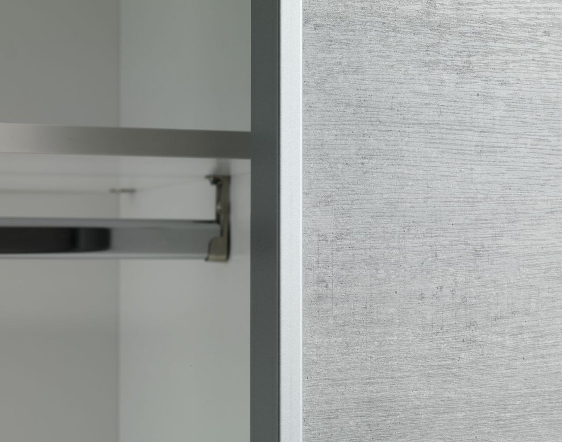 Kun brukt til utstilling | Skap TARP 202x221 betong/hvit