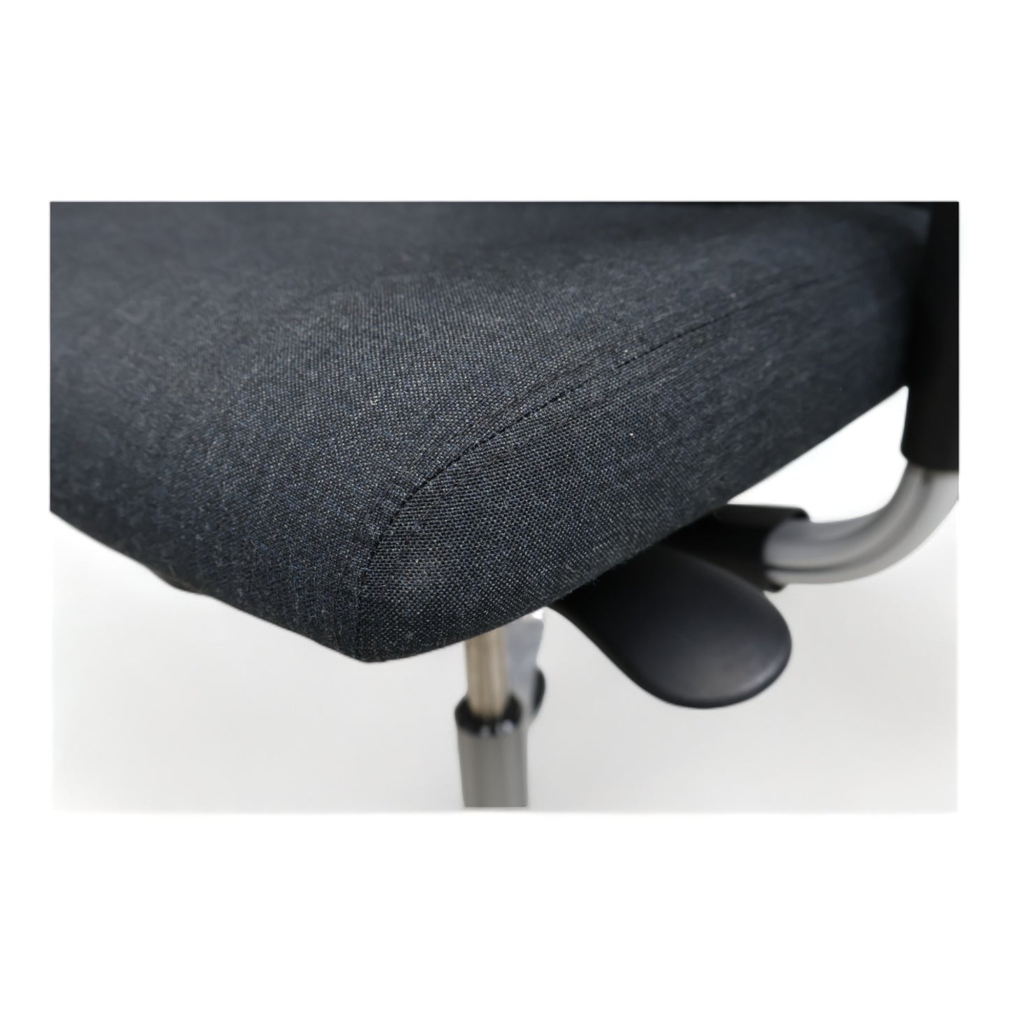 Nyrenset | Grå Håg H05 5300 kontorstol med swingback armlener